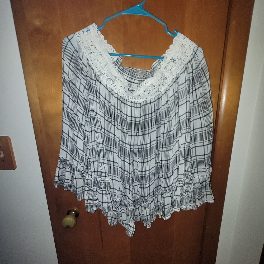 Loft off the Shoulder Plaid top